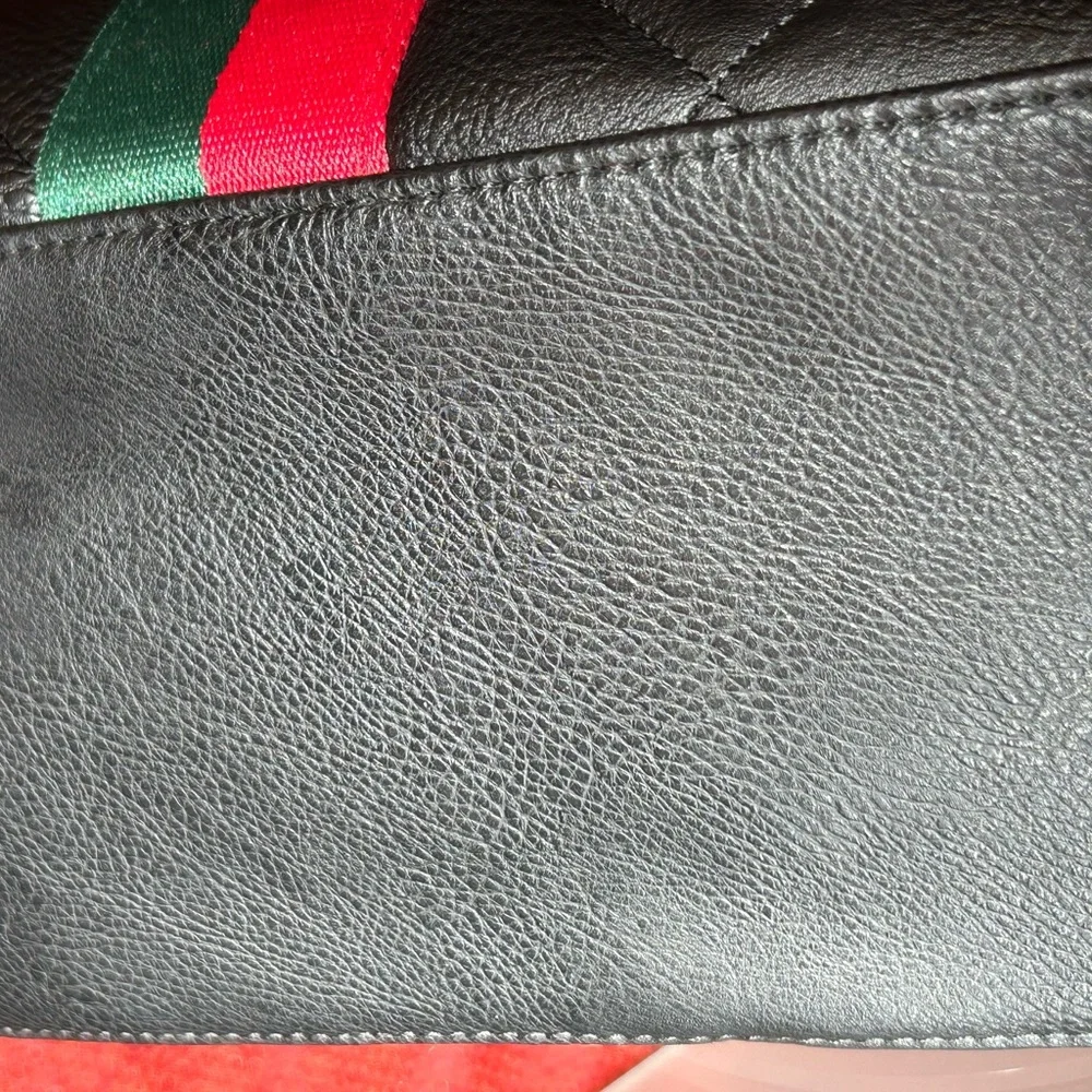 Alba Black Webbing & Bee Quilted Crossbody 18” x 11” x 5” NWT - Picture 10 of 15